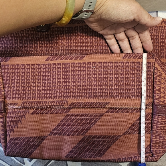 MANAOLA HANDBAG - Picture 12 of 12